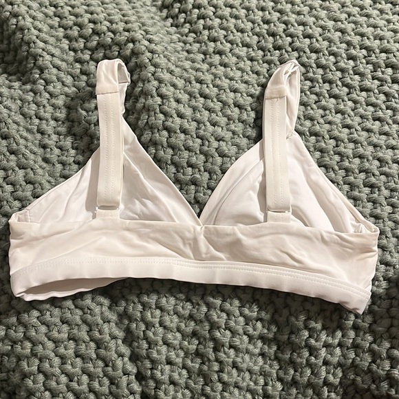 White bikini top - Picture 2 of 3